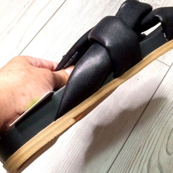 (31-1429)  🔥3/$20🔥 Universal Thread Cosette Sandals Size 8 - Picture 8 of 10